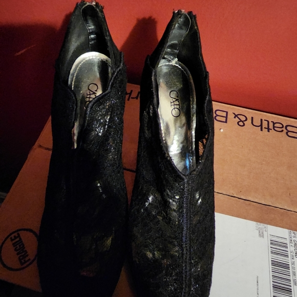 Black Lace Open Toe Heel - Picture 5 of 5